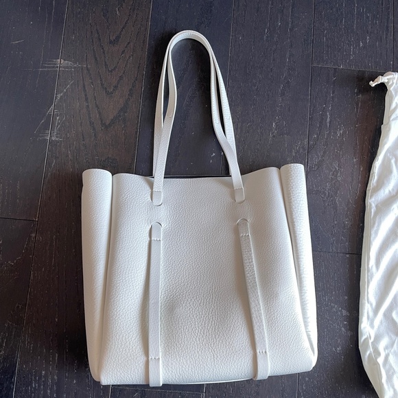Balenciaga smooth calfskin XS everyday tote bag white 2way w/tag dust bag - Picture 2 of 16